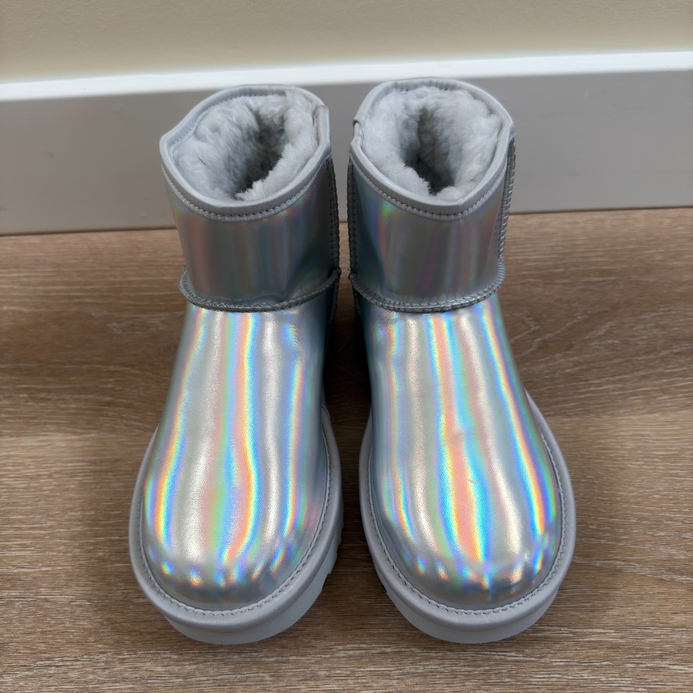 UGG Australia Classic Mini Iridescent Ankle Boots Silver Gray Women's‎ Size US 5